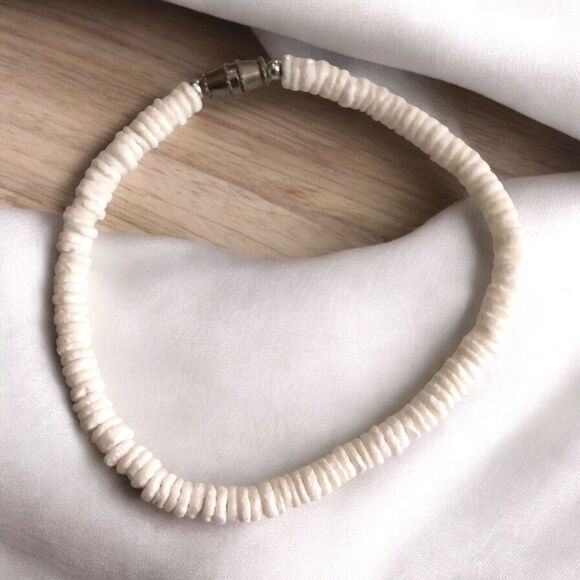 BOGO Heishi/Heishi-Style Jewelry Lot - Picture 5 of 5